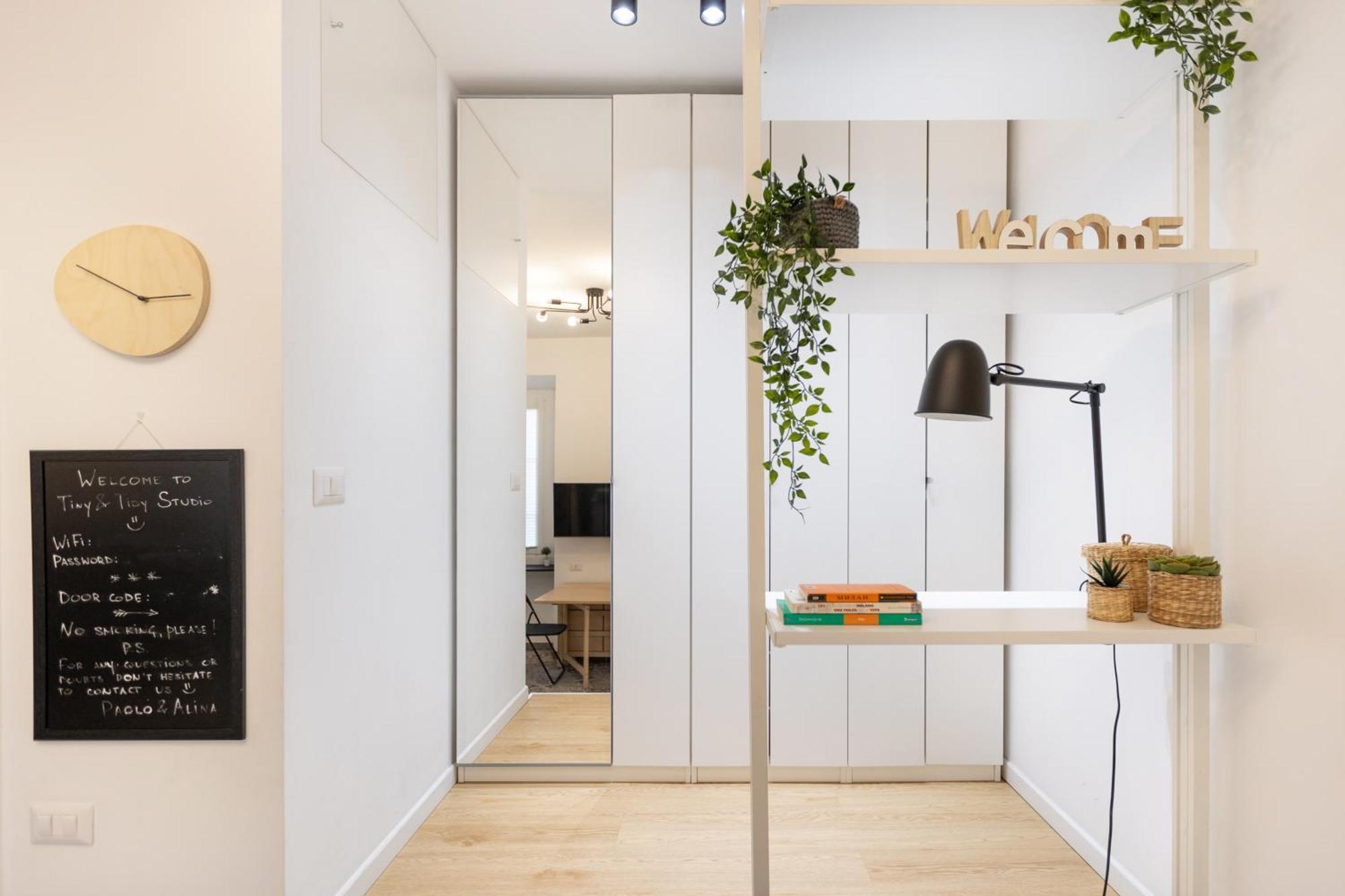 Tiny & Tidy Studio In The Key Area Of ميلان المظهر الخارجي الصورة